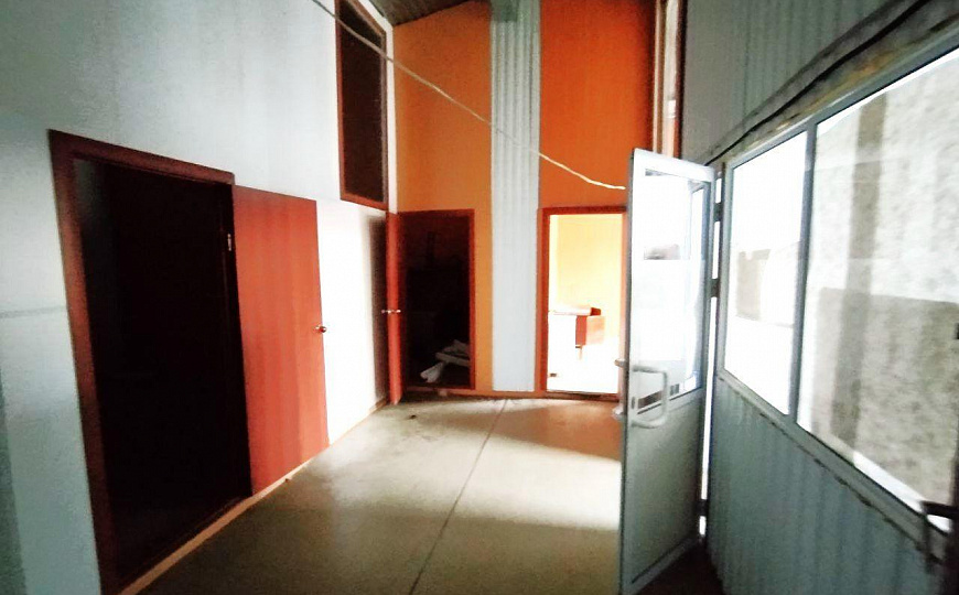 Производственное помещение, 1 000 м² фото