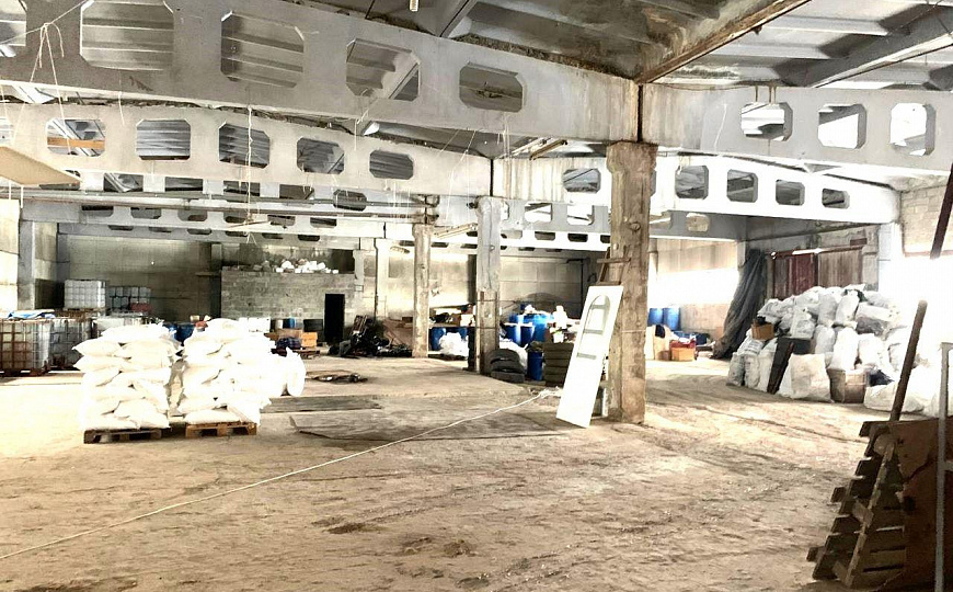 Производственное помещение, 1 000 м² фото