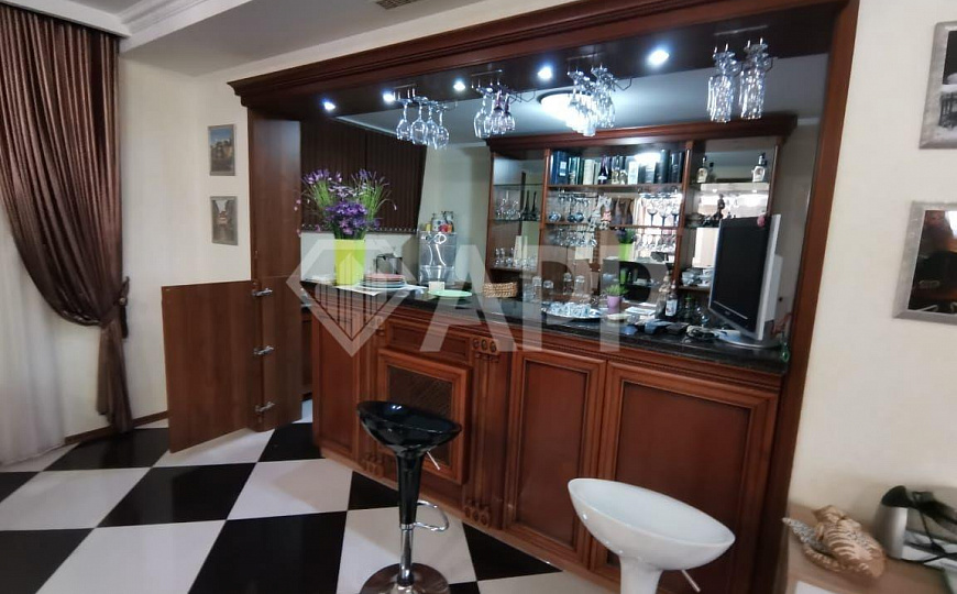 Продаю гостиница, 773 м² фото