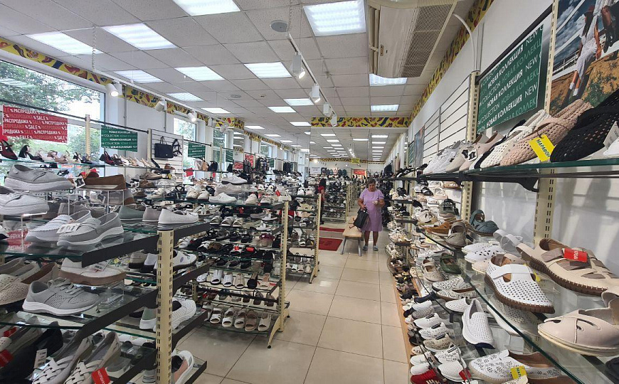 Помещение свободного назначения на 1 линии, 194 м² фото