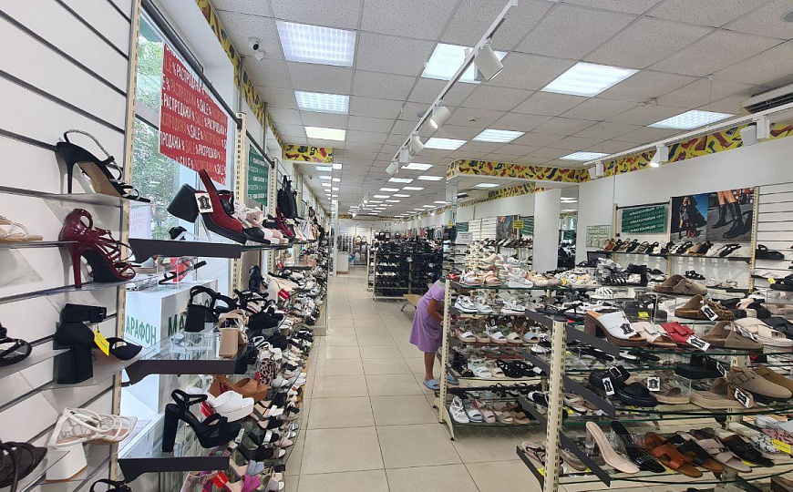 Помещение свободного назначения на 1 линии, 194 м² фото