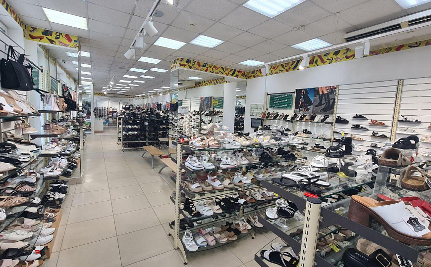 Помещение свободного назначения на 1 линии, 194 м² фото