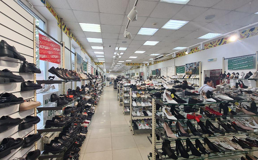 Помещение свободного назначения на 1 линии, 194 м² фото