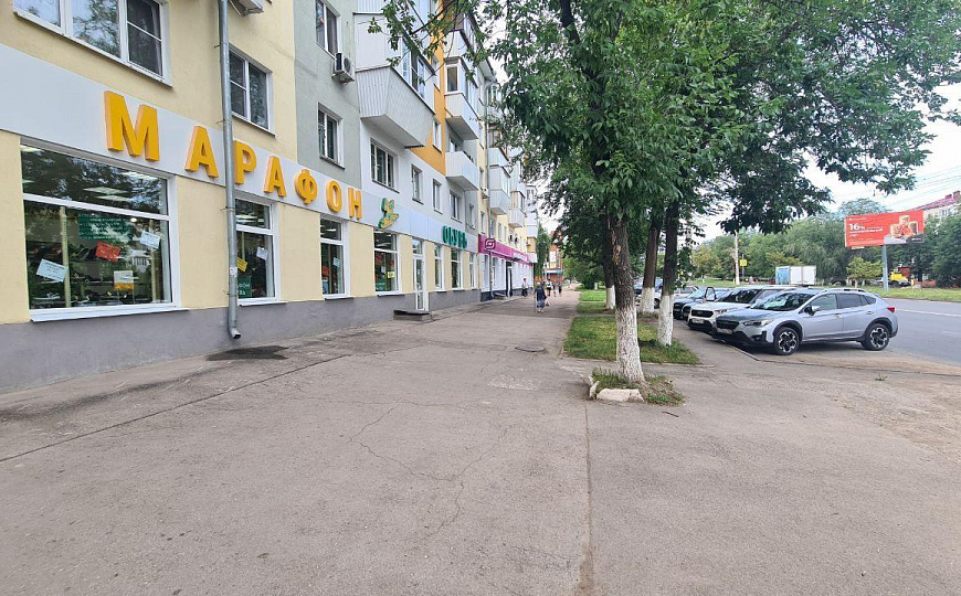 Помещение свободного назначения на 1 линии, 194 м² фото