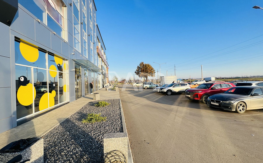 Сдаю торговое помещение, 296, 4 м² фото