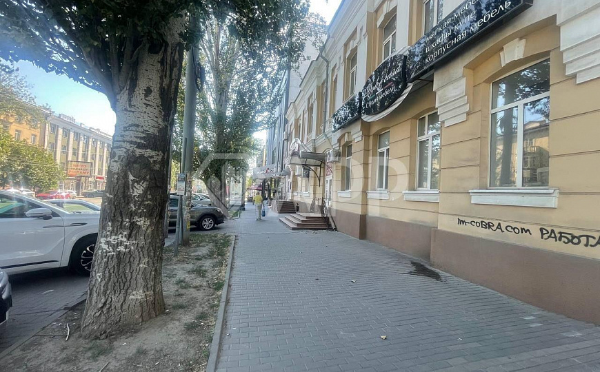 Кофейня.Пекарня. Магазин. 70 м2 можно по 35 м2 разбить фото