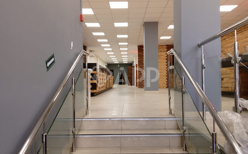 Продаю помещение свободного назначения, 300 м² фото