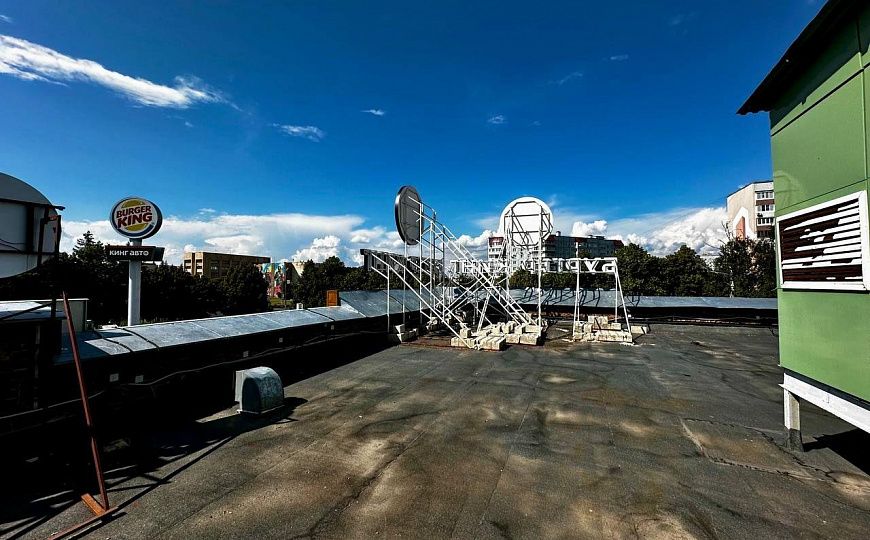 Продажа ТЦ «Мир» 3577 м2 в Автозаводском районе г.Тольятти фото