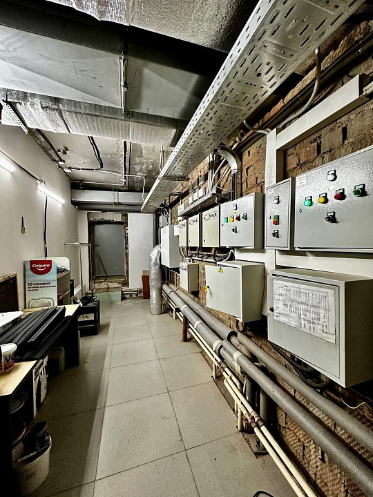 Продажа ТЦ «Мир» 3577 м2 в Автозаводском районе г.Тольятти фото