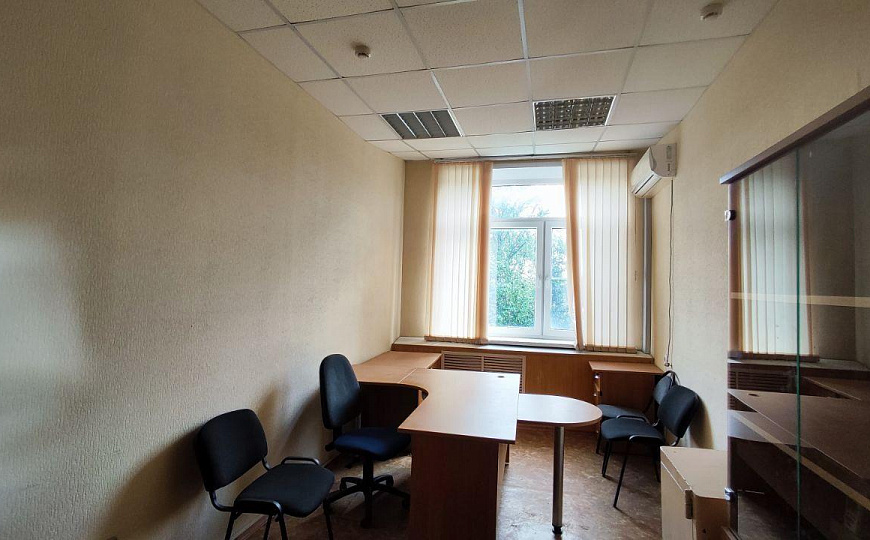 Сдается офис 14,7 кв м с кондиционером фото