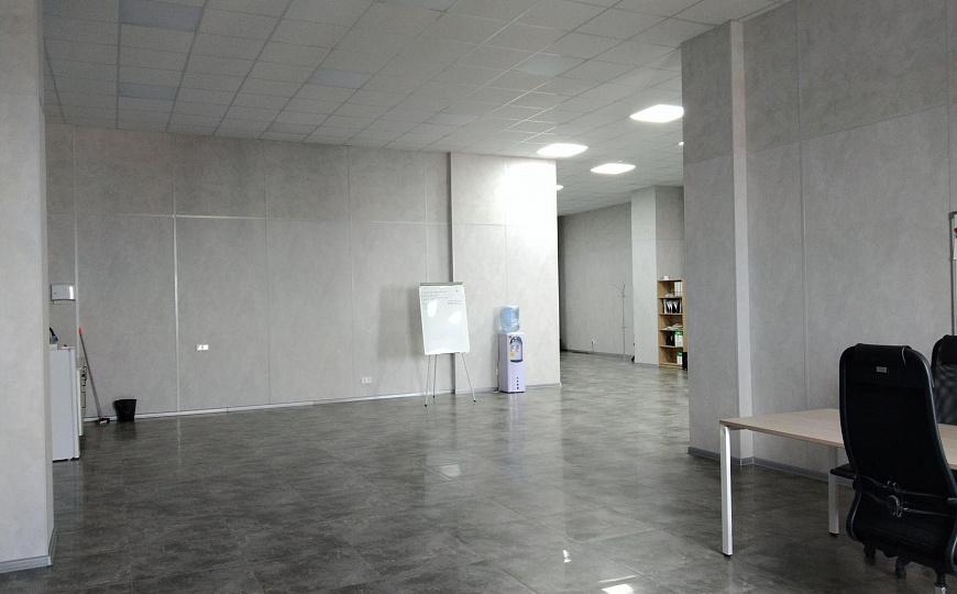 Продам офисные помещения фото