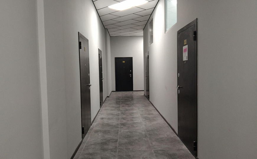 Продам офисные помещения фото