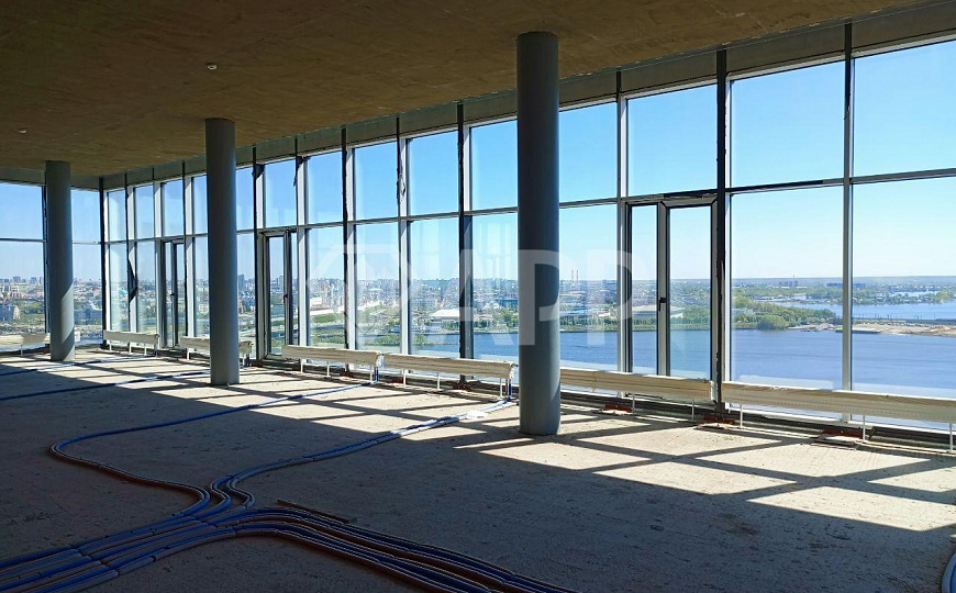 Продам пентхаус четыре стороны света. фото