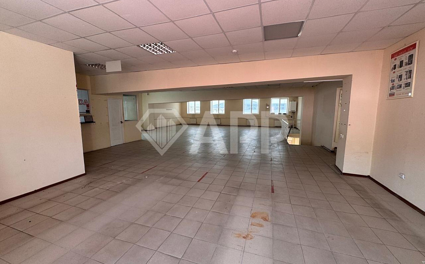 Сдам помещение свободного назначения, 377 м² фото