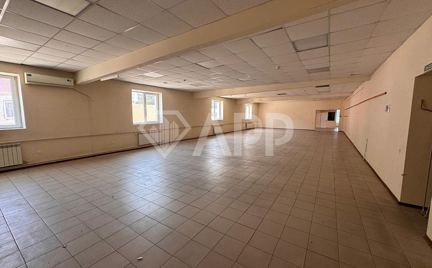 Сдам помещение свободного назначения, 377 м² фото