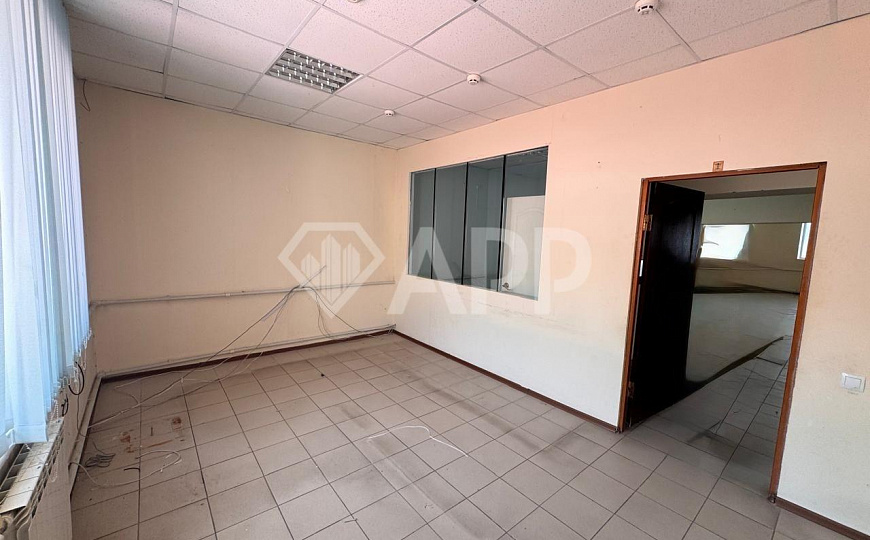 Сдам помещение свободного назначения, 377 м² фото