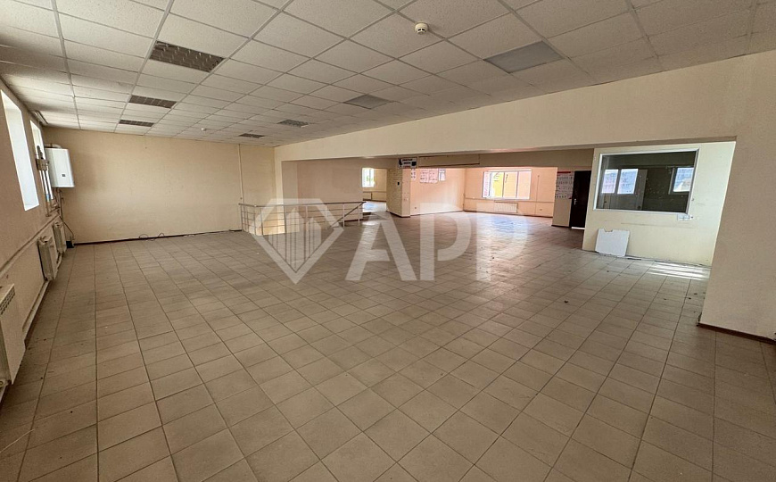 Сдам помещение свободного назначения, 377 м² фото