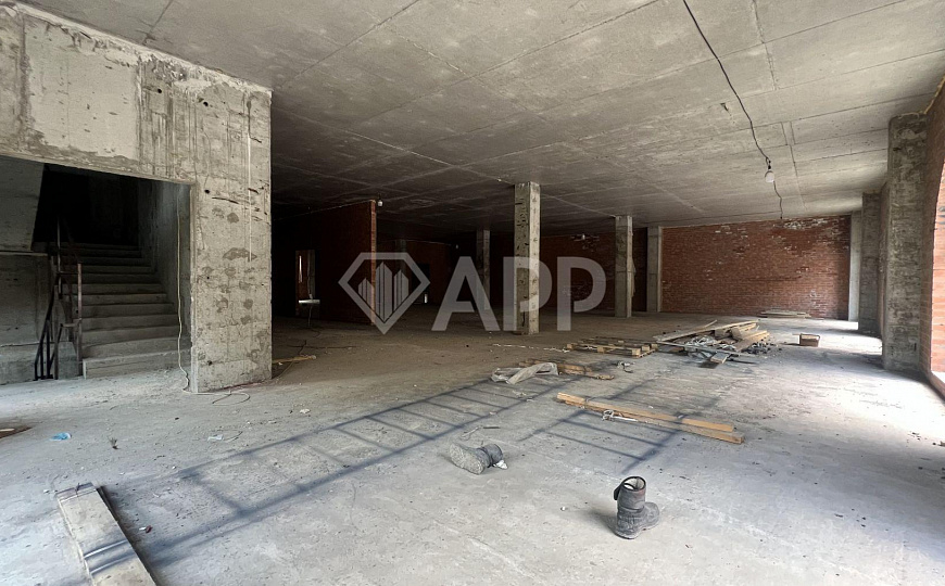 Ресторан. Медики. 2 лифта. Летка на крыше. Этаж по 500 м2 фото