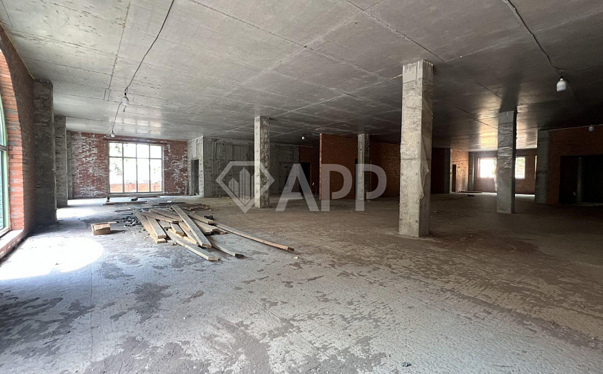 Ресторан. Медики. 2 лифта. Летка на крыше. Этаж по 500 м2 фото