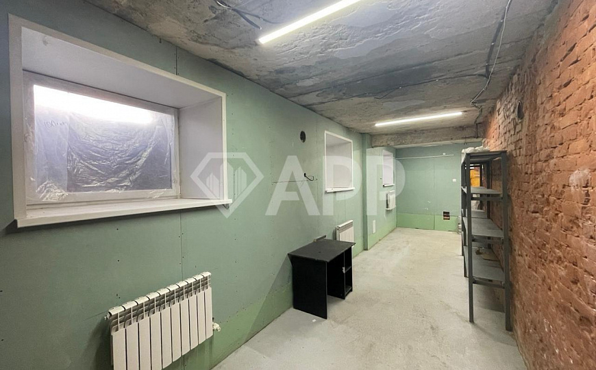 Продам помещение с арендатором рядом с метро. фото