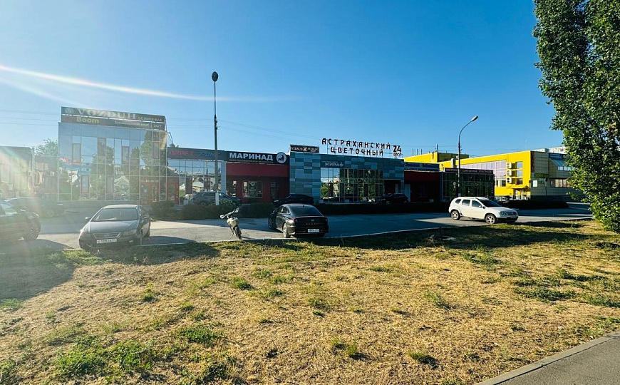 Сдам помещение в ТЦ Жираф, от 120 м² до 240,5 м² фото