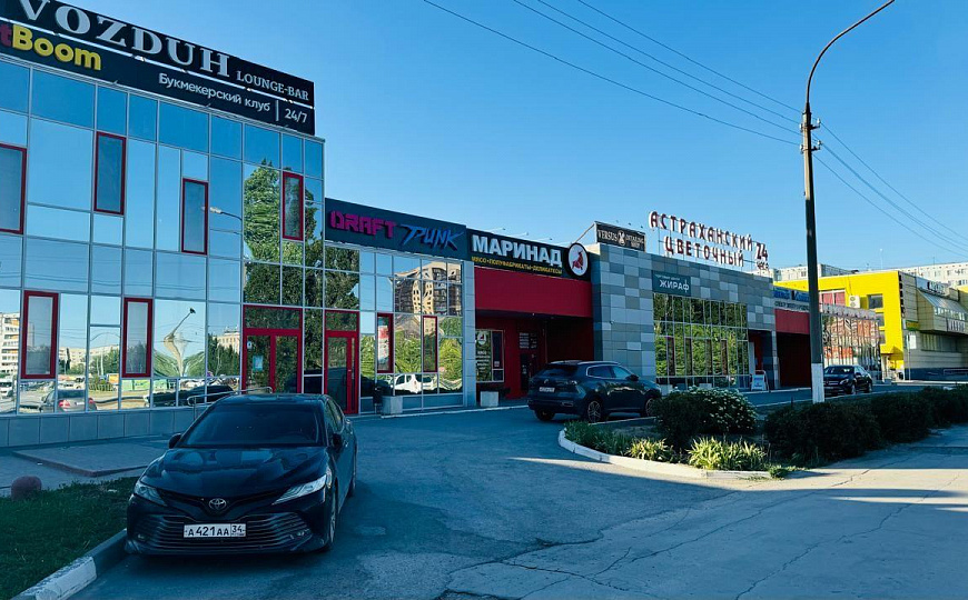 Сдам помещение в ТЦ Жираф, от 120 м² до 240,5 м² фото