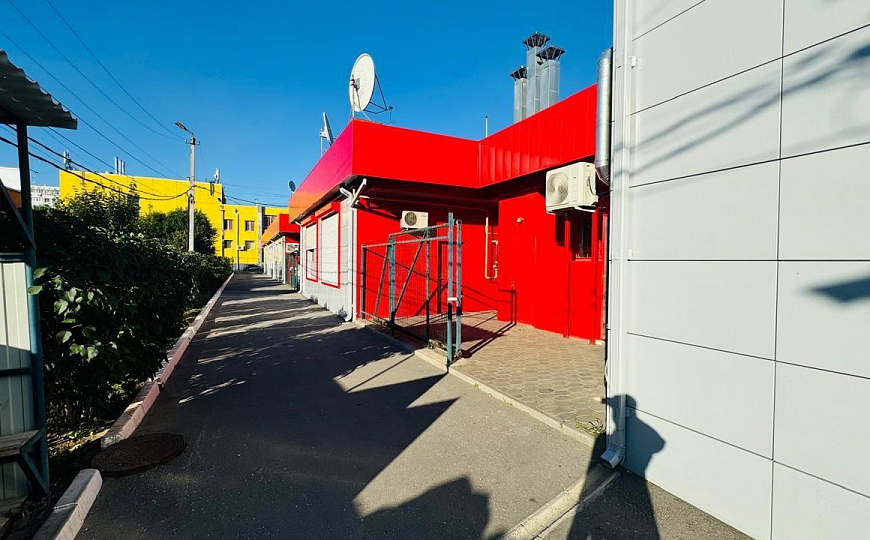 Сдам помещение в ТЦ Жираф, от 120 м² до 240,5 м² фото