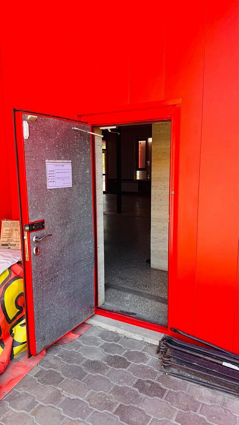 Сдам помещение в ТЦ Жираф, от 120 м² до 240,5 м² фото