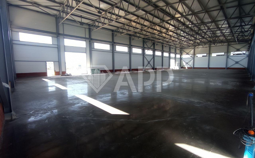 Помещение на М12 с кран-балкой фото