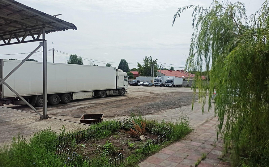 Офисное помещение 147м² на первой линии трассы К. Маркса фото