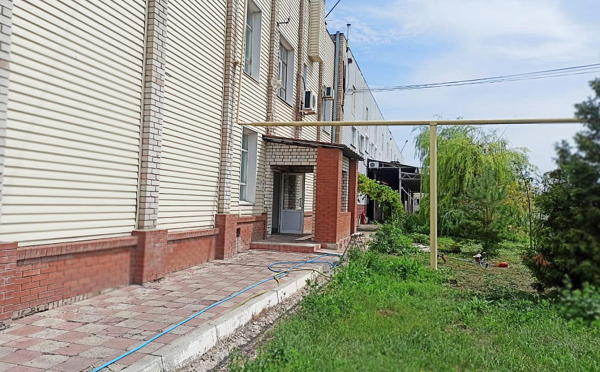 Офисное помещение 147м² на первой линии трассы К. Маркса фото