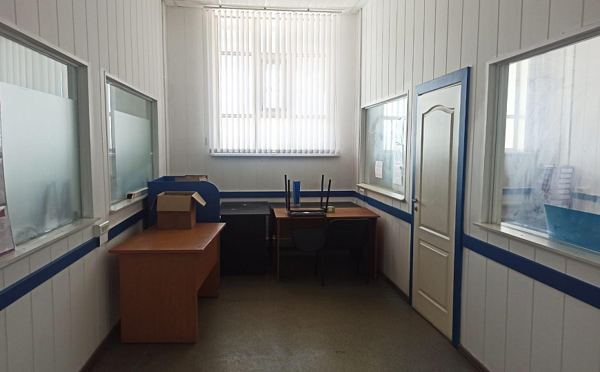 Офисное помещение 147м² на первой линии трассы К. Маркса фото
