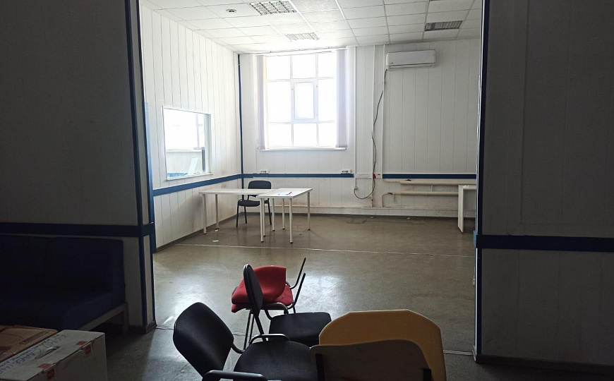 Офисное помещение 147м² на первой линии трассы К. Маркса фото