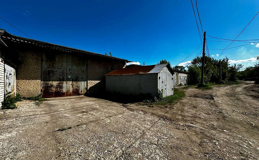 Свободное помещение 350 м2 в г.Новокуйбышевске фото