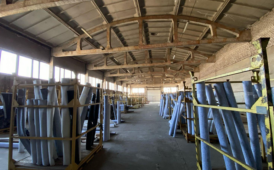 Сдам имущественный комплекс 4186 м² на ЗУ 1.3 Га фото