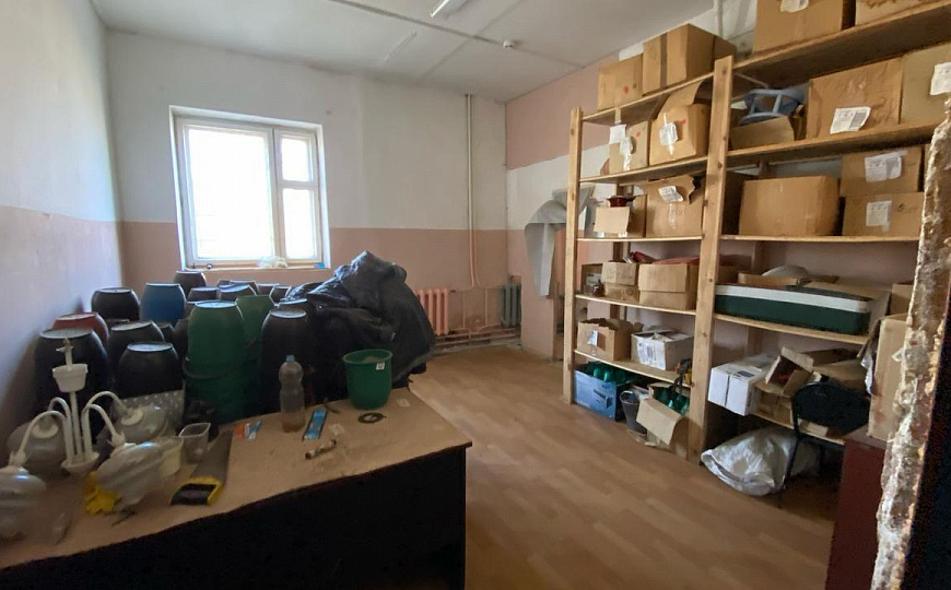 Сдам имущественный комплекс 4186 м² на ЗУ 1.3 Га фото