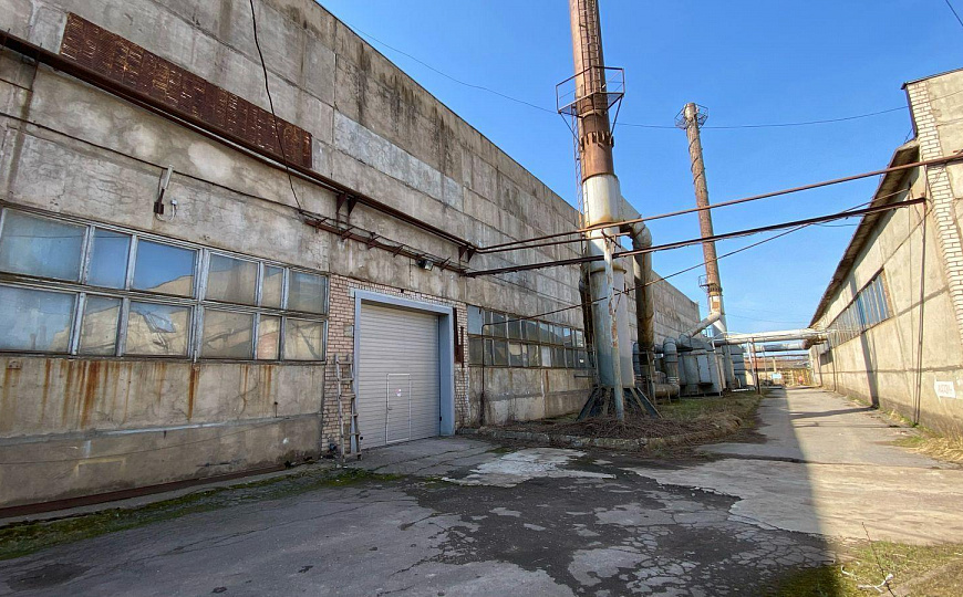 Сдам имущественный комплекс 4186 м² на ЗУ 1.3 Га фото