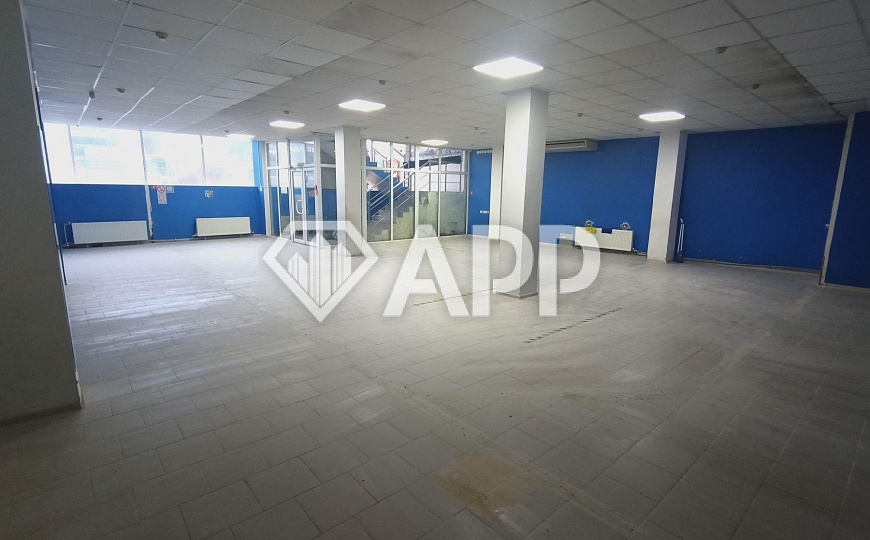 Продаю отдельно-стоящее здание, 600 м² фото