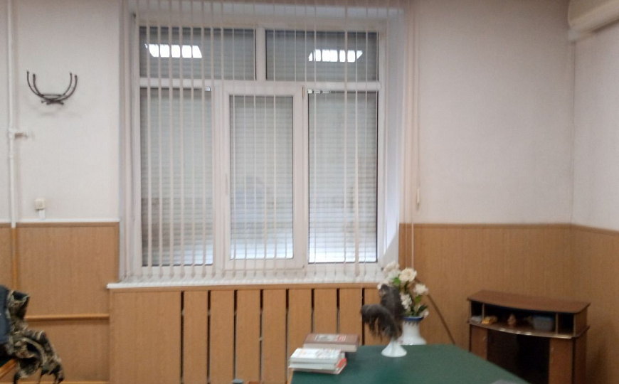 Отдельно стоящее двух этажное здание, 819 м² фото