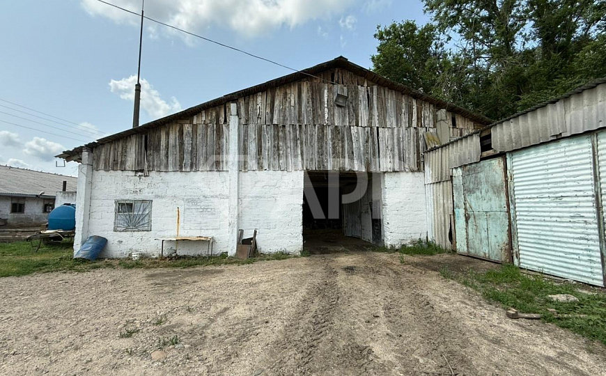 Продам помещение свободного назначения, 3 000 м², земельный участок с/х - 39 ГА фото