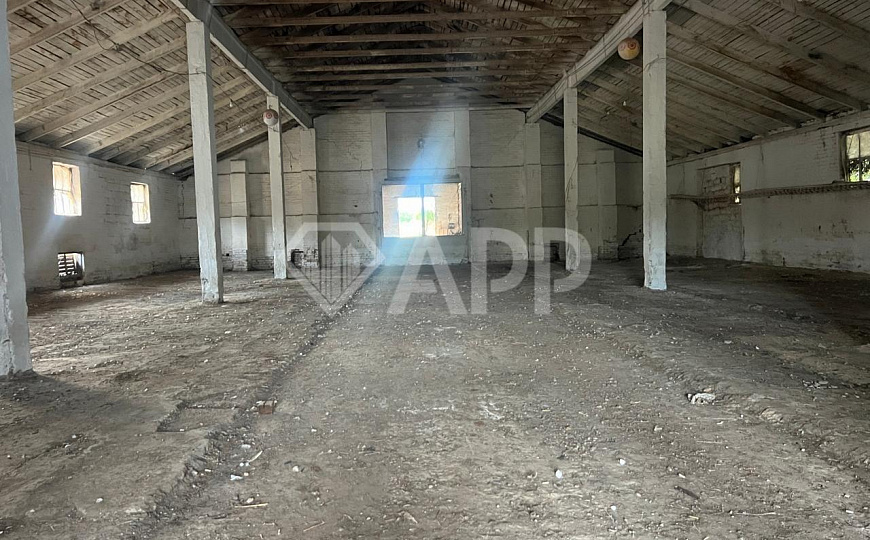Продам помещение свободного назначения, 3 000 м², земельный участок с/х - 39 ГА фото