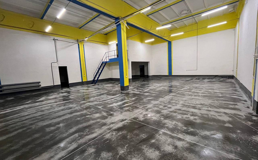 Сдается помещение свободного назначения 300 м² фото
