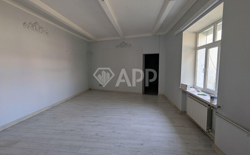 Сдам торговое помещение, 107,7 м² фото