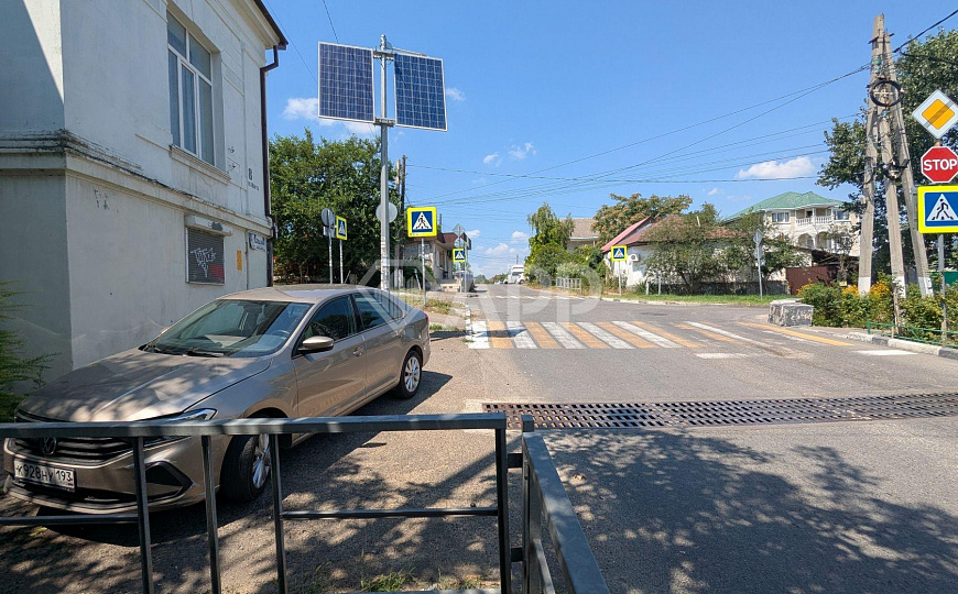 Сдам торговое помещение, 107,7 м² фото