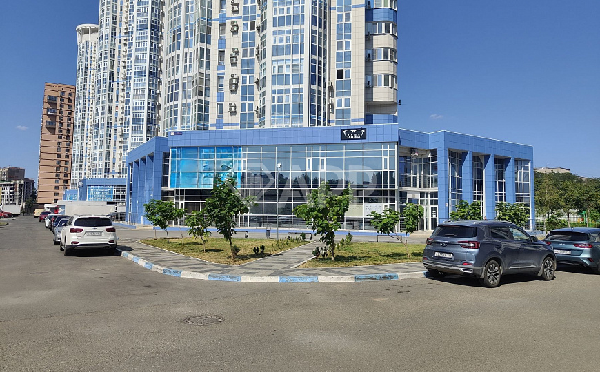 Сдам торговое помещение, 140 м² фото