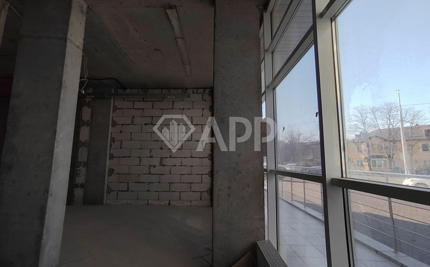 Сдам торговое помещение, 140 м² фото