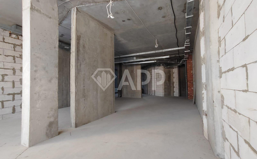 Сдам торговое помещение, 140 м² фото