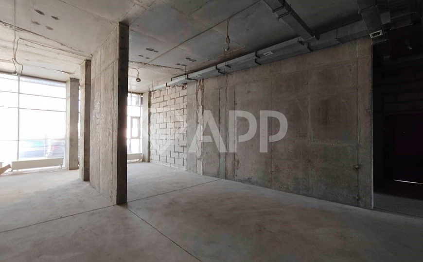 Сдам торговое помещение, 140 м² фото