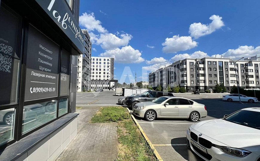 Клиника.Стоматология.Ремонт. Можно 46.8 м2+56.6 м2 фото