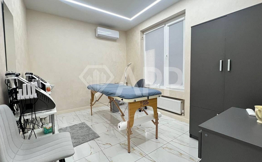 Клиника.Стоматология.Ремонт. Можно 46.8 м2+56.6 м2 фото